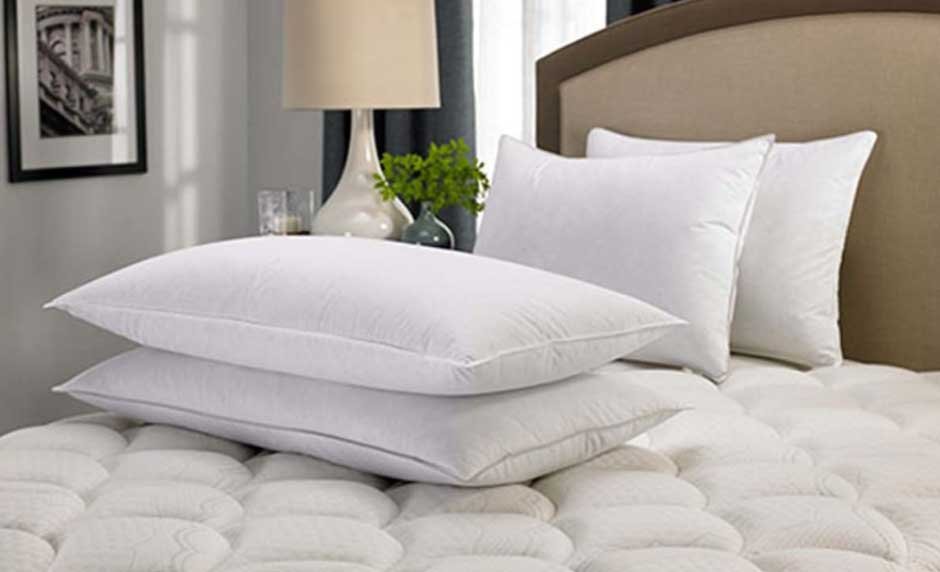 Feather Pillows Are the Secret to a Restful Night's Sleep